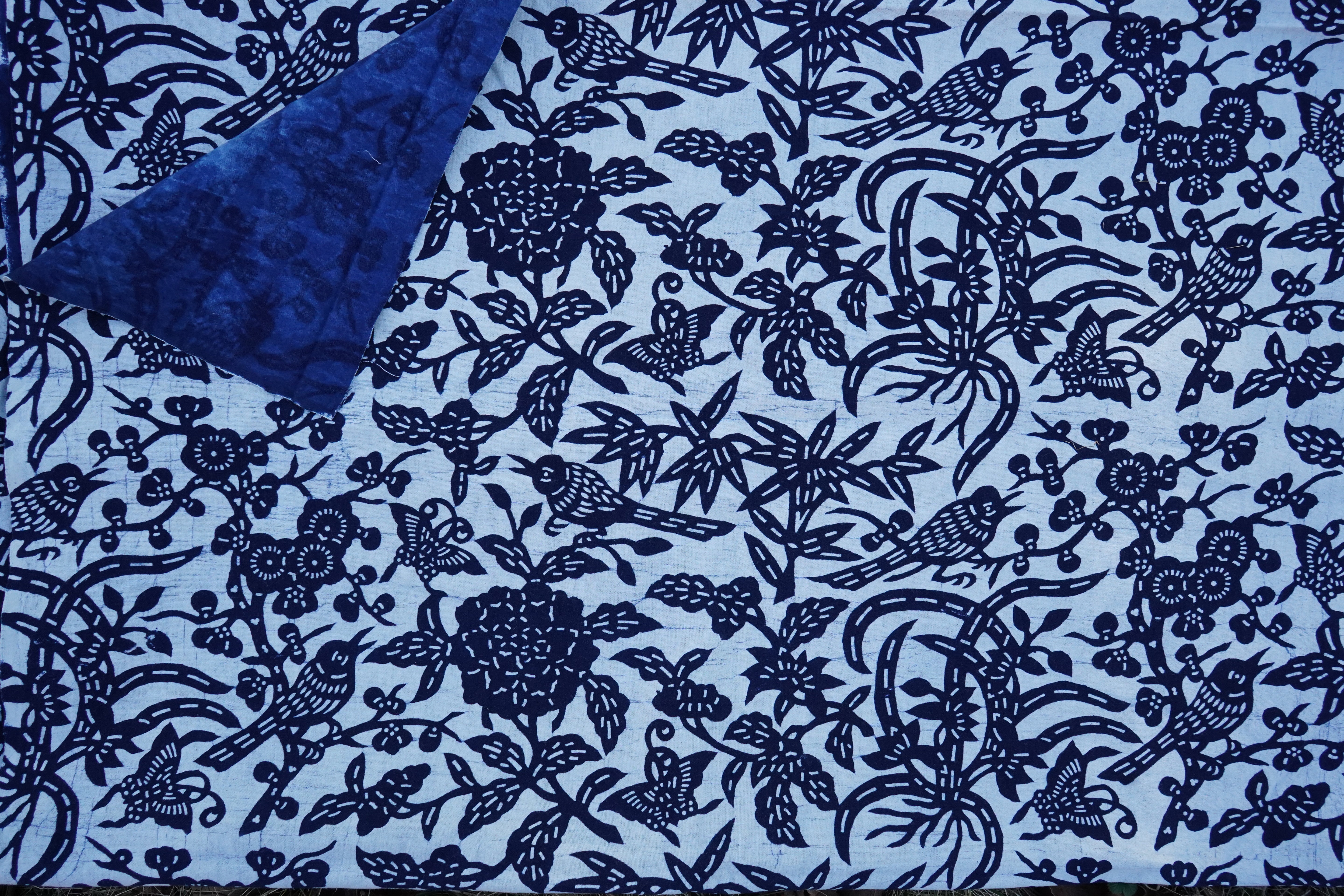 Blue Calico Magpies Fabric